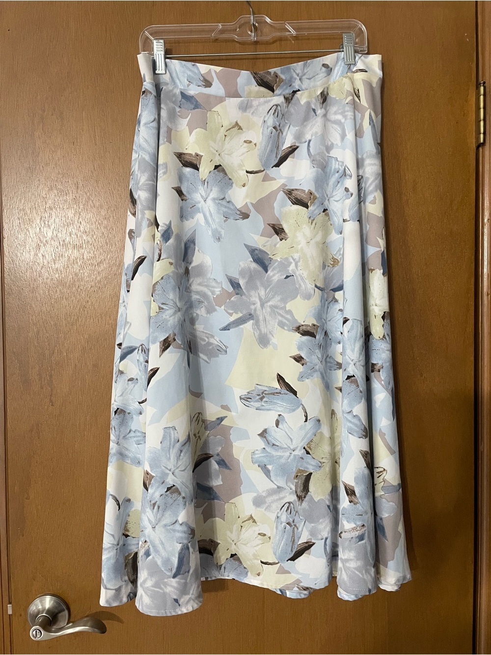 SHEIN Light Blue & Cream Floral Circle Skirt